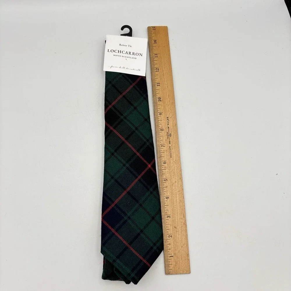 Lochcarron of Scotland Mens Tie New Tartan Reiver 100% Wool Davidson Clan